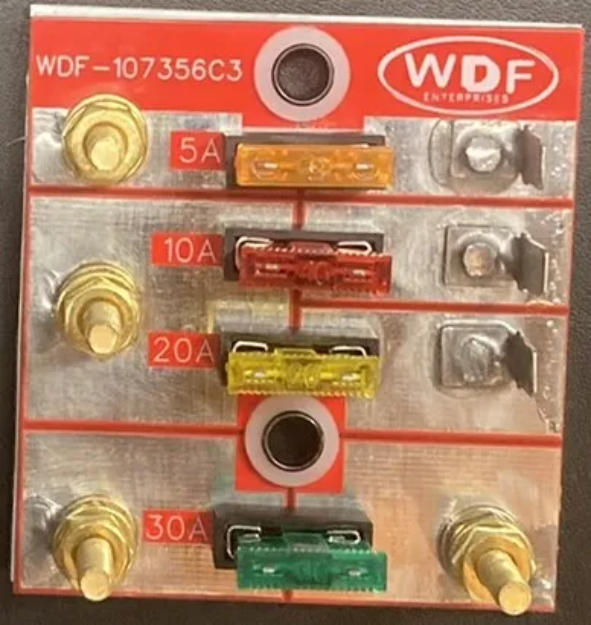 Picture of WDF-107356C3 x86 SPADE FUSE BLOCK - IH 86 Series